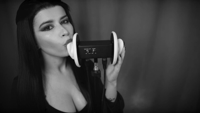 Lerka ASMRka - Halloween ASMR Morticia Addams | Ear licking