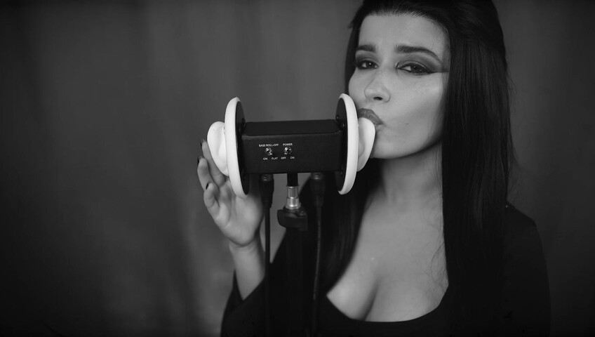 Lerka ASMRka - Halloween ASMR Morticia Addams | Ear licking