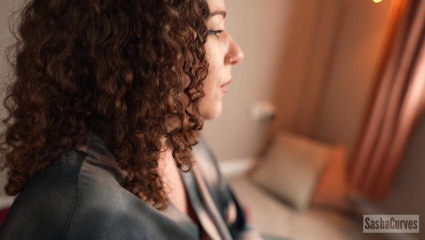 SashaCurves - Moms Twin 12 Days Of Christmas