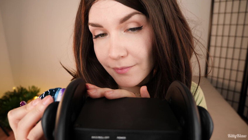KittyKlaw ASMR - 12 January 2026 - Brush Sounds & Gentle Triggers | SFW