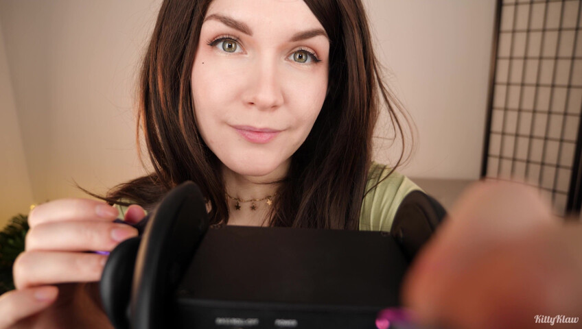 KittyKlaw ASMR - 12 January 2026 - Brush Sounds & Gentle Triggers | SFW