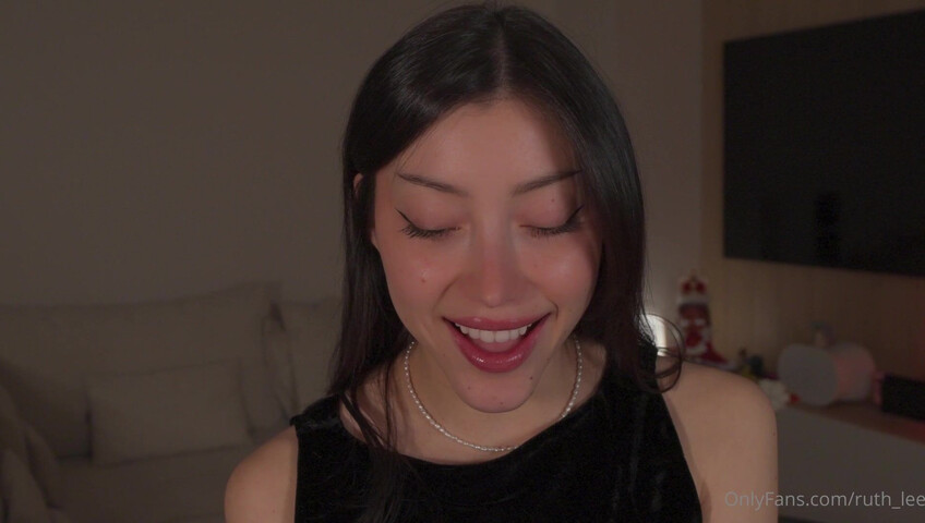 Ruth Lee - POV FEET + Spanish Dirty Talk