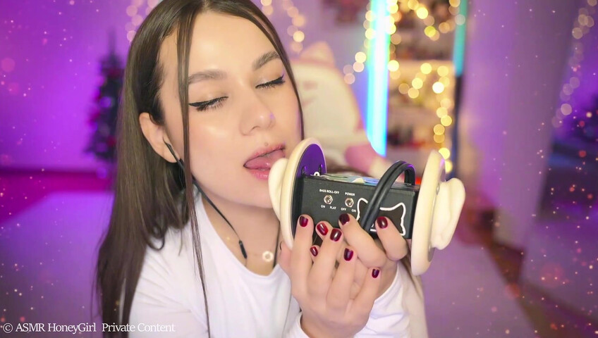 HoneyGirl ASMR - 14 January 2026 - Ear Licking