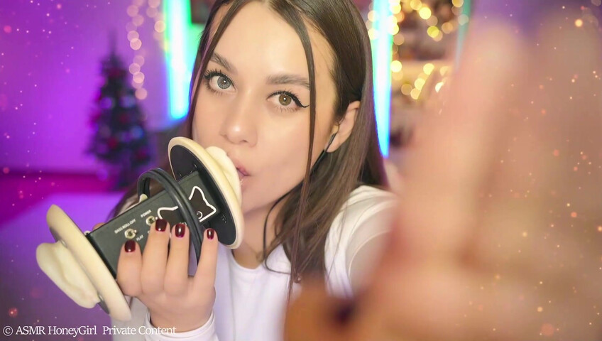 HoneyGirl ASMR - 14 January 2026 - Ear Licking