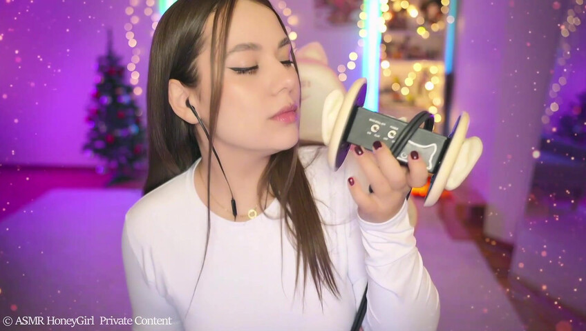 HoneyGirl ASMR - 14 January 2026 - Ear Licking
