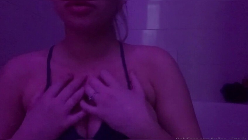 ASMR By K - Bath Tub Twerk