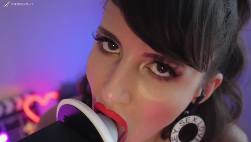 ArianaRealTV - ASMR Latex, Vape, Breathing, & Licking Sounds, No Talking