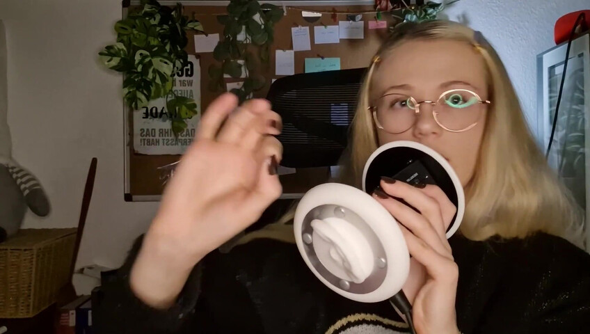 Lym's Cozy ASMR - [Exclusive] Side view ear eating & tongue fluttering (Patreon)