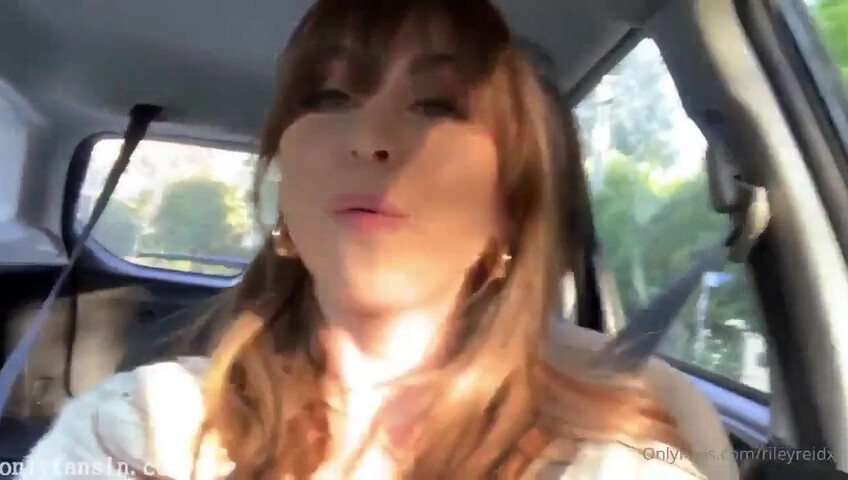 Riley Reid & Lana Rhoades - Showing Tits & Fingering