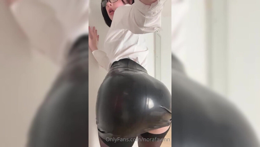 Norafawn - 13 Jan 2026 - Sexy Strict Teacher in a Latex Skirt