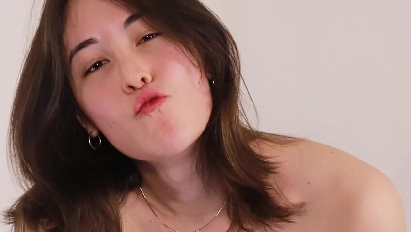 Laliwhite - Sweet tender kisses from latina bae