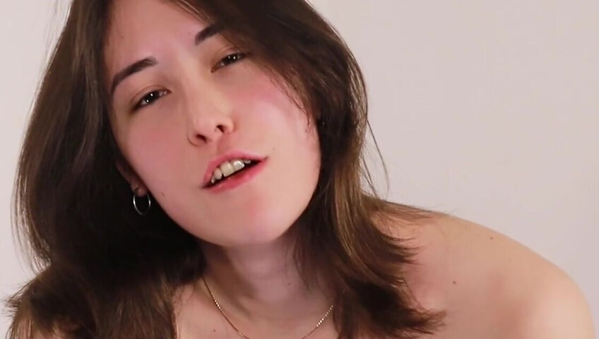 Laliwhite - Sweet tender kisses from latina bae