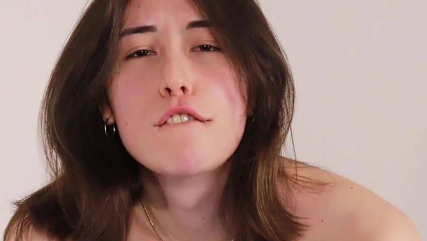 Laliwhite - Sweet tender kisses from latina bae