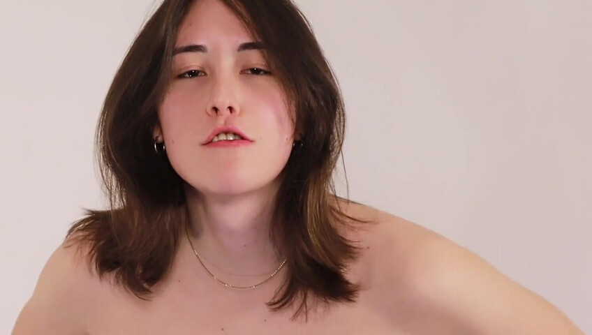 Laliwhite - Sweet tender kisses from latina bae