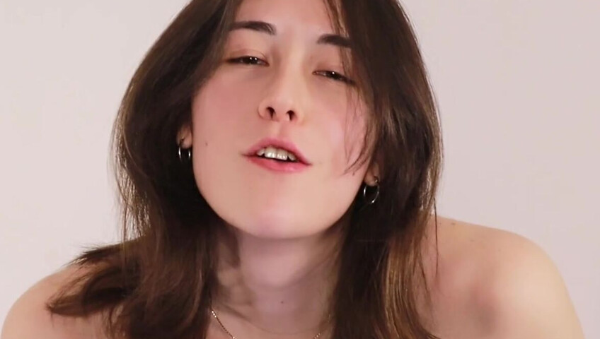 Laliwhite - Sweet tender kisses from latina bae