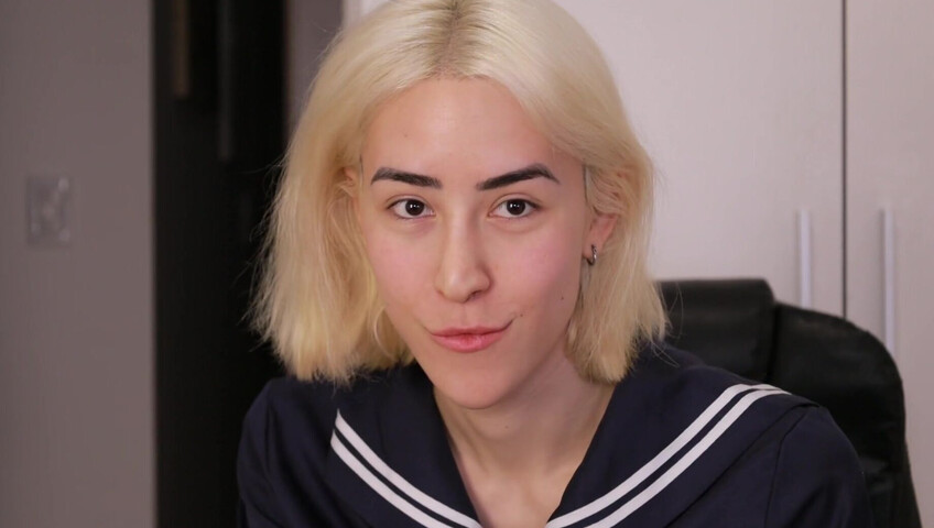 Laliwhite - Loving kisses from latina cutie