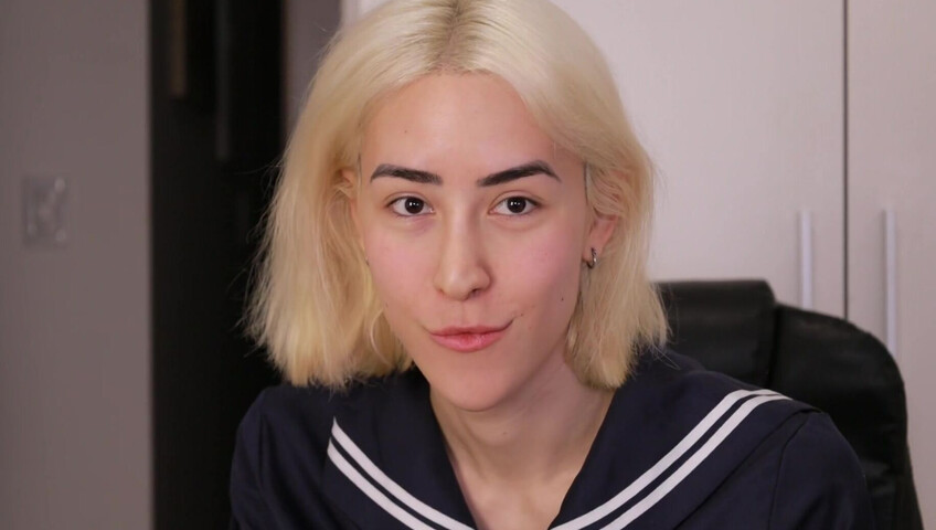 Laliwhite - Loving kisses from latina cutie