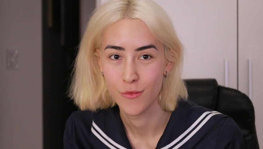 Laliwhite - Loving kisses from latina cutie