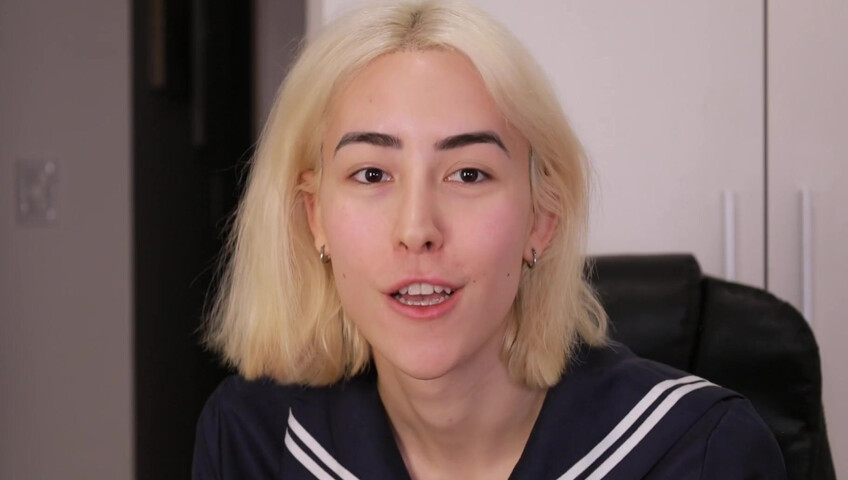 Laliwhite - Loving kisses from latina cutie