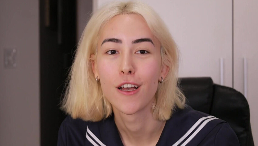 Laliwhite - Loving kisses from latina cutie