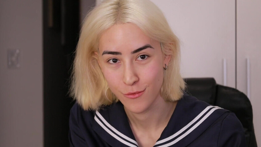 Laliwhite - Loving kisses from latina cutie