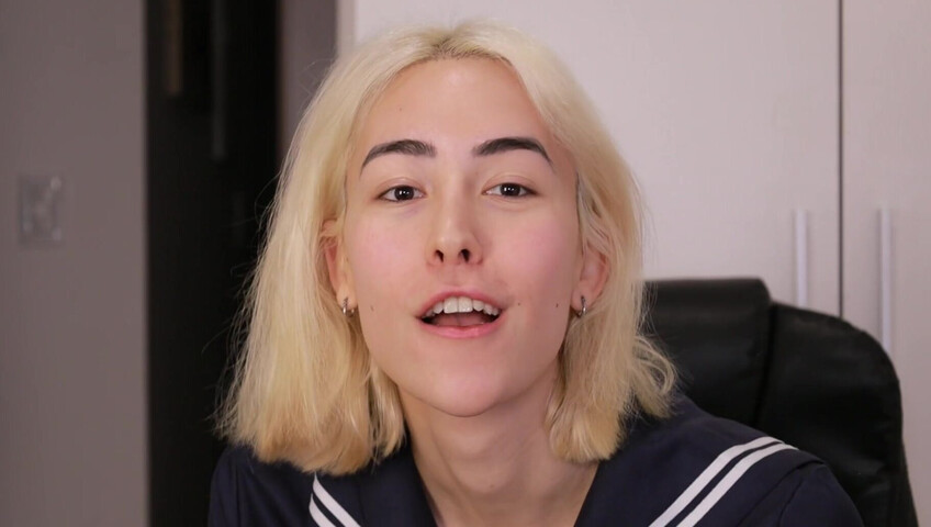 Laliwhite - Loving kisses from latina cutie