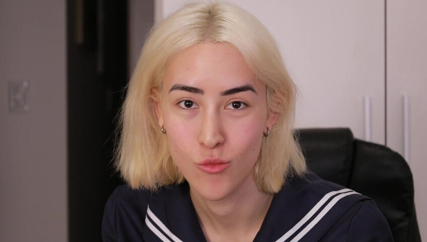 Laliwhite - Loving kisses from latina cutie