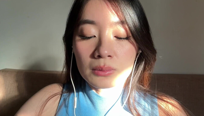 Lin ASMR - 17 Jan 2026 - Kissing Touching You ASMR