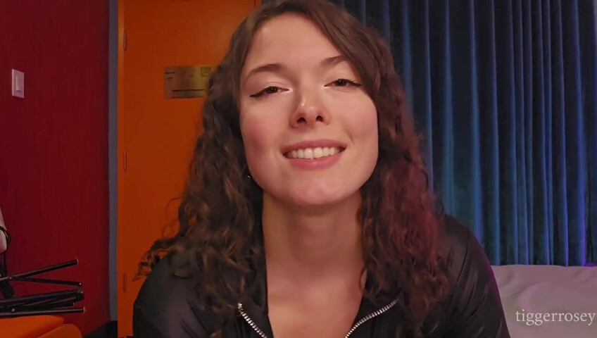 Tigger Rosey - Fucking Your step-Daughters Roommate