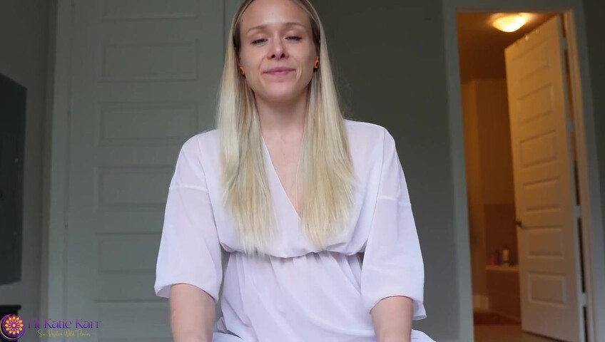 FitKatieKarr - Step-Mommy will Teach you to Fuck