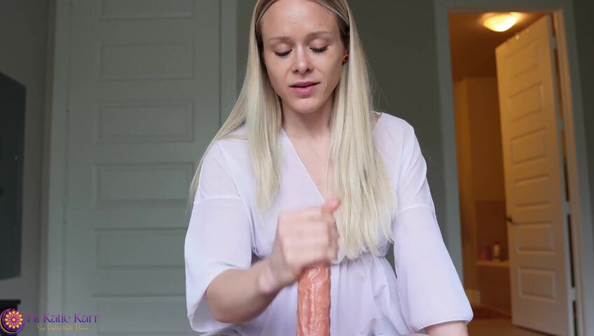 FitKatieKarr - Step-Mommy will Teach you to Fuck