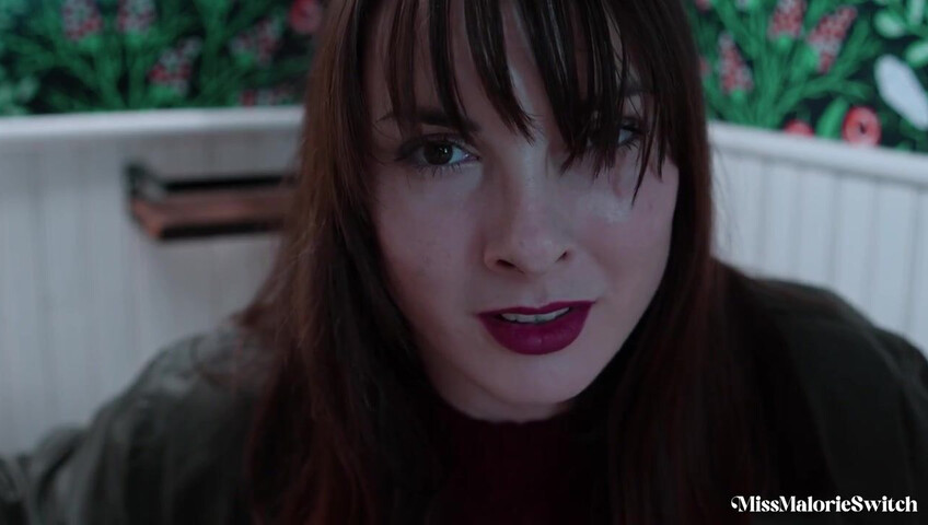 Miss Malorie Switch - StepMom's Holiday Dinner