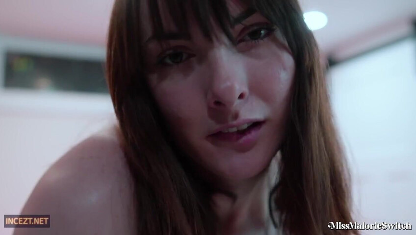 Miss Malorie Switch - StepMom's Holiday Dinner