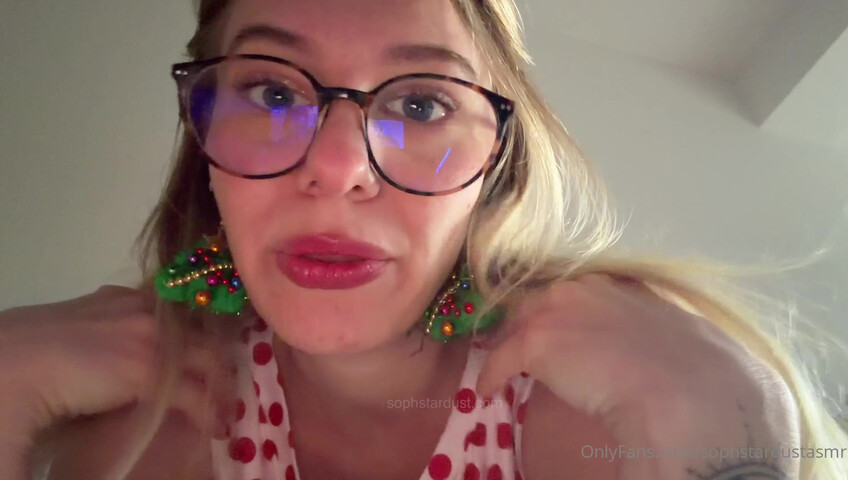 SophStardust ASMR -  Scratching My Boobs & Booty