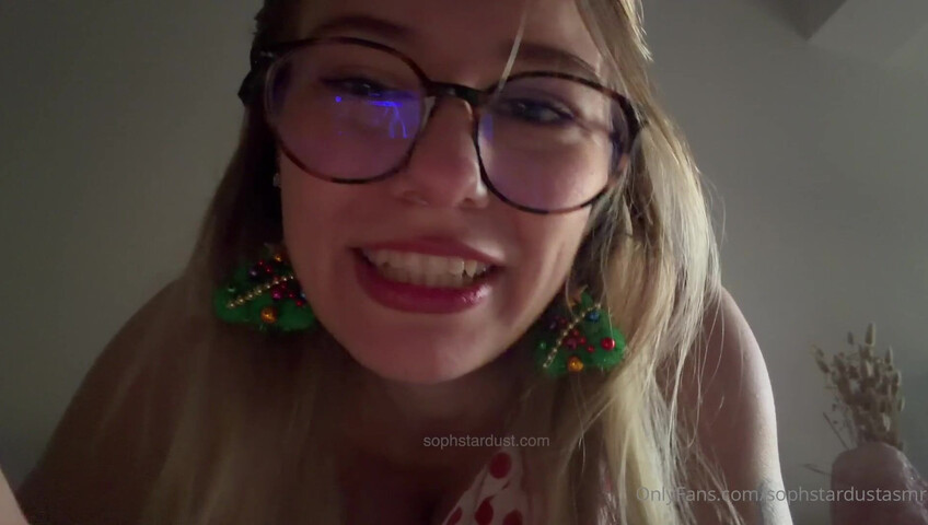 SophStardust ASMR -  Scratching My Boobs & Booty