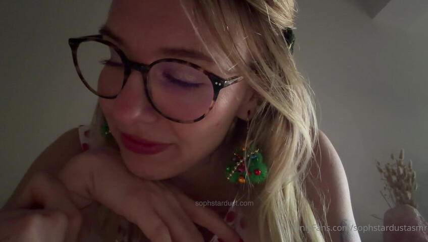 SophStardust ASMR -  Scratching My Boobs & Booty