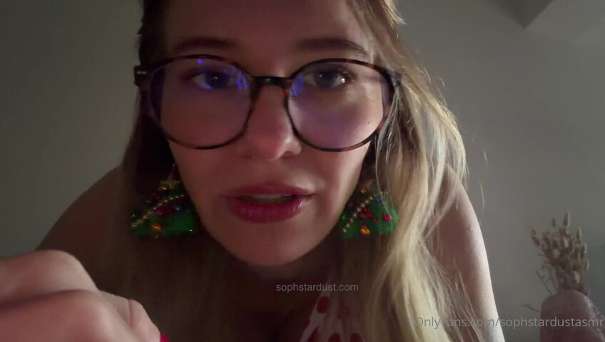 SophStardust ASMR -  Scratching My Boobs & Booty