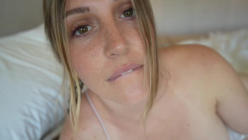 Tatum Christine – Crazy Ex Girlfriend *kind of* Traps You