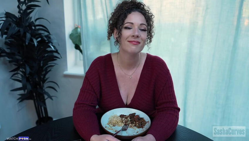 SashaCurves – Step-Son, It’s Cold Outside