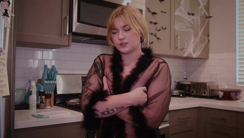 Jaybbgirl – Step-Mommy Mind Blown 2: Special Guests