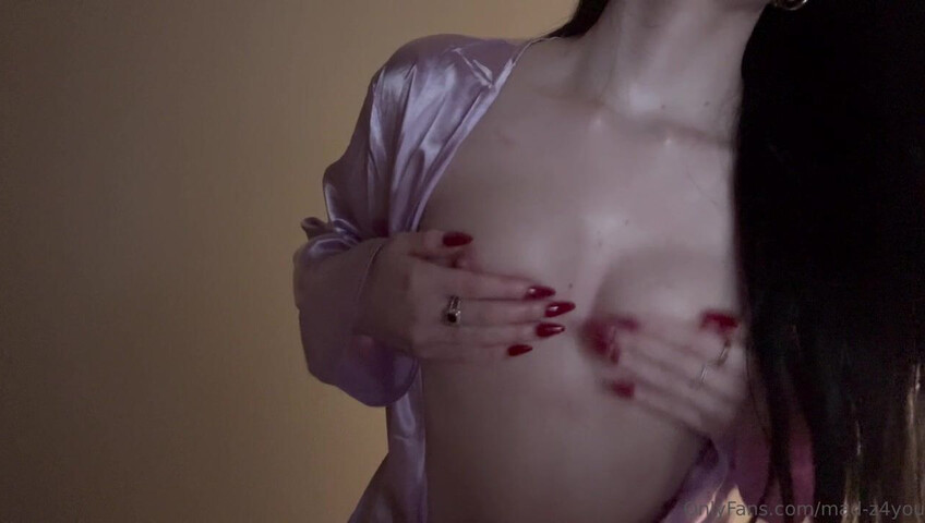 Mads ASMR - Naked Girlfriend Roleplay