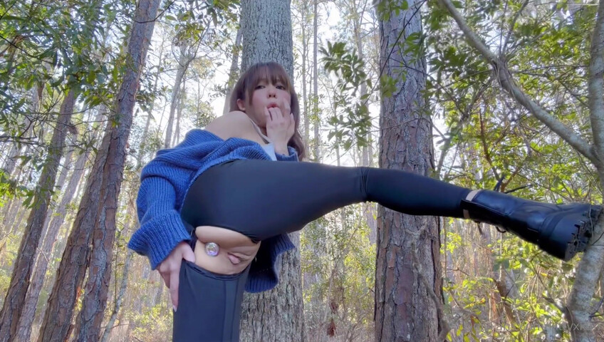 Kittyxkum - 16 Jan 2026 - Its Cold Out Here Guess I Should Warm Up