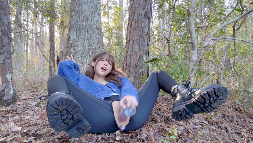 Kittyxkum - 16 Jan 2026 - Its Cold Out Here Guess I Should Warm Up