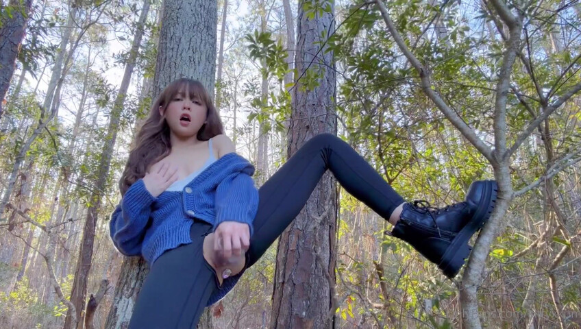 Kittyxkum - 16 Jan 2026 - Its Cold Out Here Guess I Should Warm Up