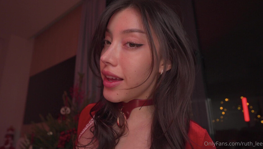 Ruth Lee - Santa Came Early | Christmas lights, a festive outfit, and me giving you a private show