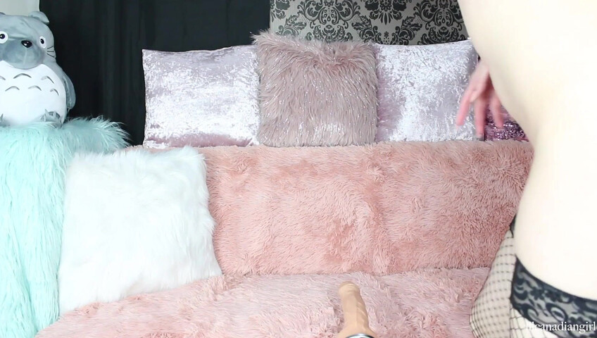 lilcanadiangirl Profesor #2