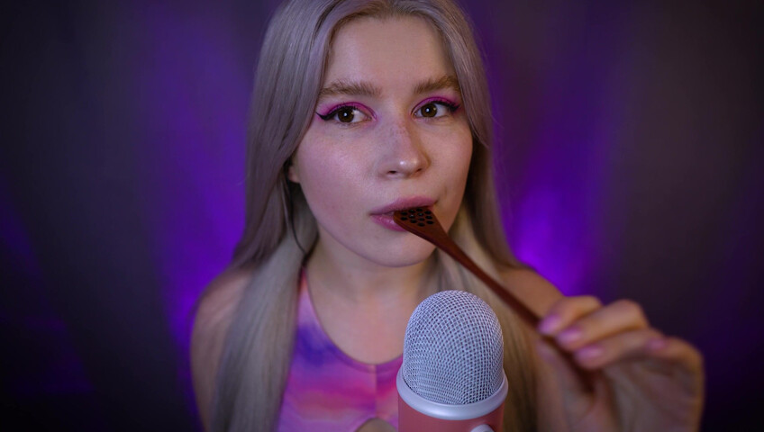 Lerka ASMRka - Honey Spoon + Mouth Sounds = Insane Tingles