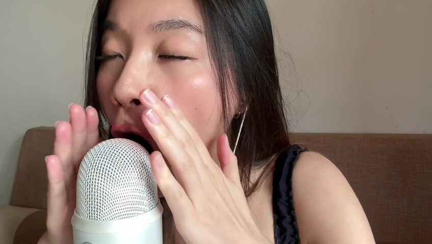Lin ASMR - 22 Jan 2026 - ASMR Licking The Mic