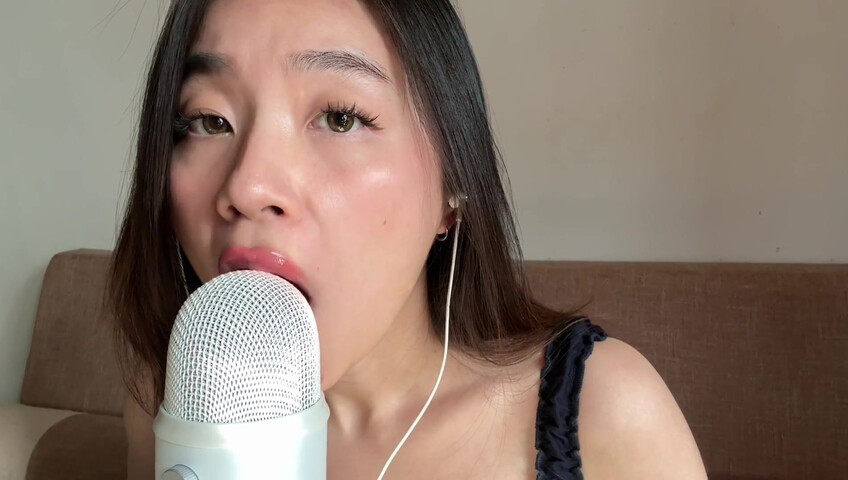 Lin ASMR - 22 Jan 2026 - ASMR Licking The Mic