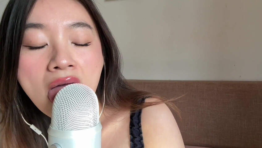 Lin ASMR - 22 Jan 2026 - ASMR Licking The Mic